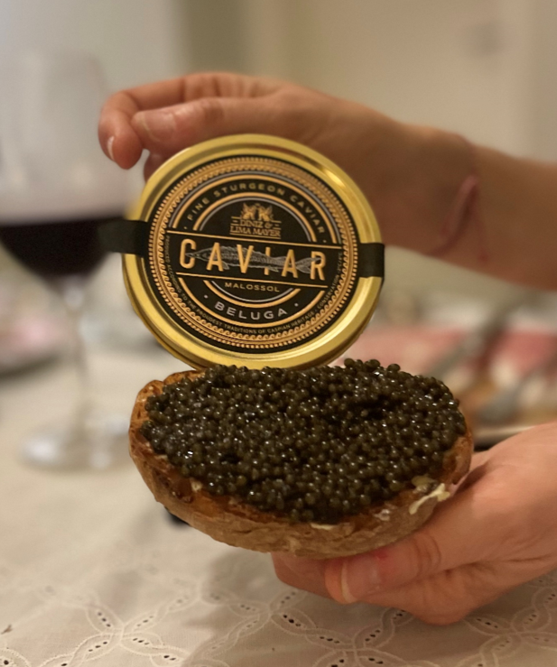 Blini generoso com caviar Beluga Diniz & Lima Mayer